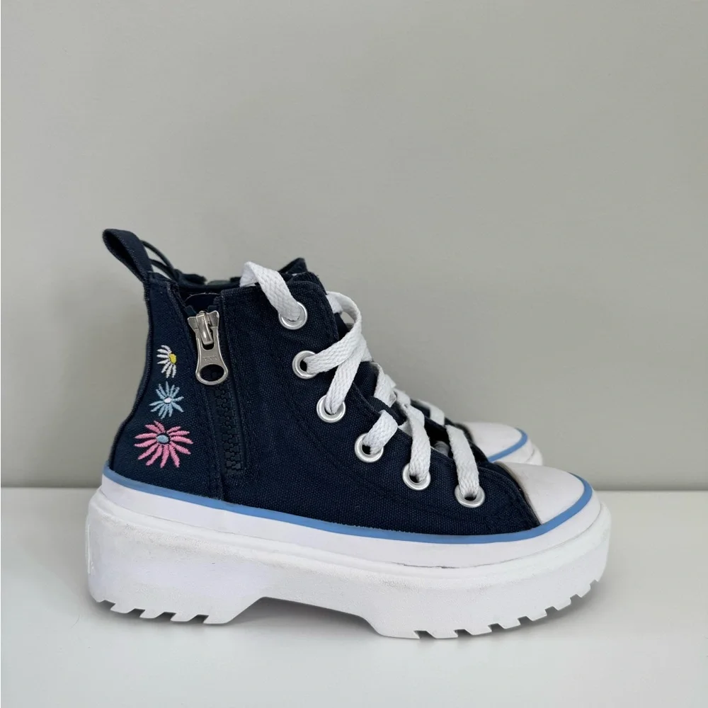 Converse Chuck Taylor All Star Lugged Lift Platform Floral Embroidered Sneakers